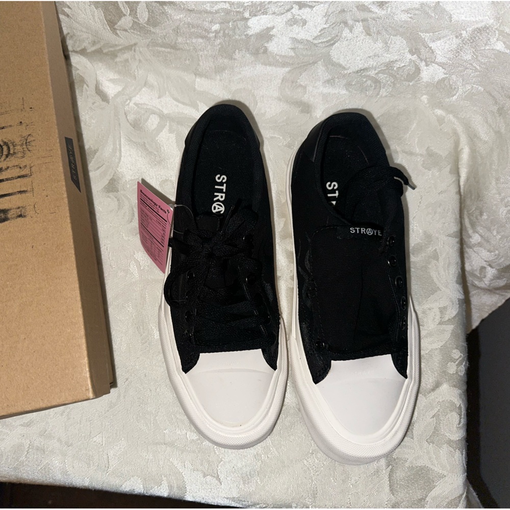 NIBET Straye skateboard shoes, unisex men’s 7/women’s 8.5